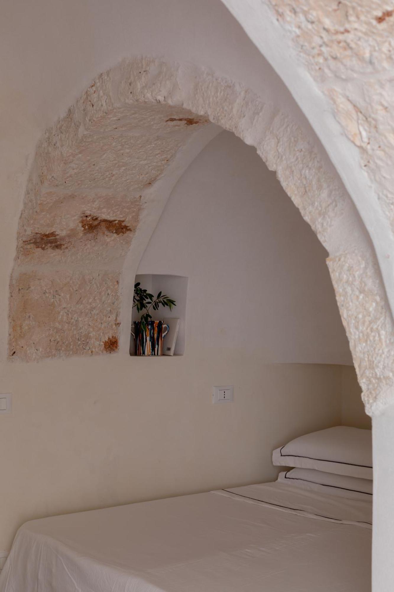 Trullo Fiorone With Private Pool Βίλα San Michele Salentino Εξωτερικό φωτογραφία